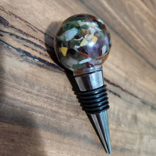 Load image into Gallery viewer, Pre made resin Wine Bottle Stopper
