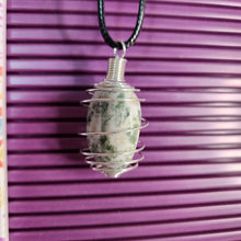 Load image into Gallery viewer, Tumble Stone Cage Necklace
