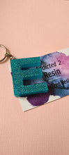 Load image into Gallery viewer, Pre Made Resin Letter E Keyrings
